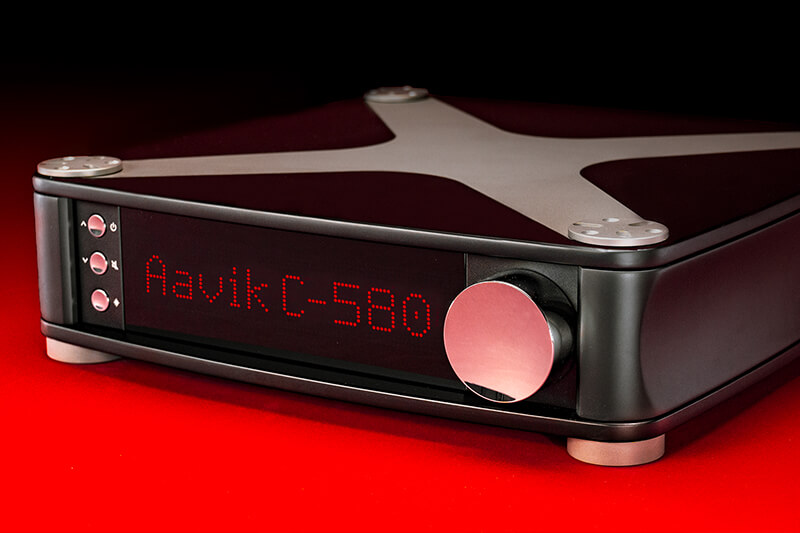 Aavik C-380 C-280 control amplifier